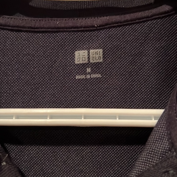 Uniqlo black polo - Picture 2 of 3